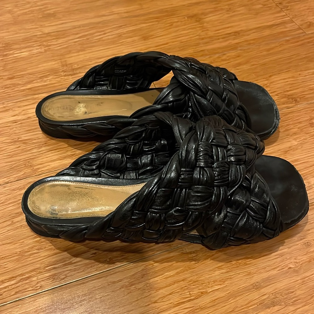 Bottega Veneta flat sandal